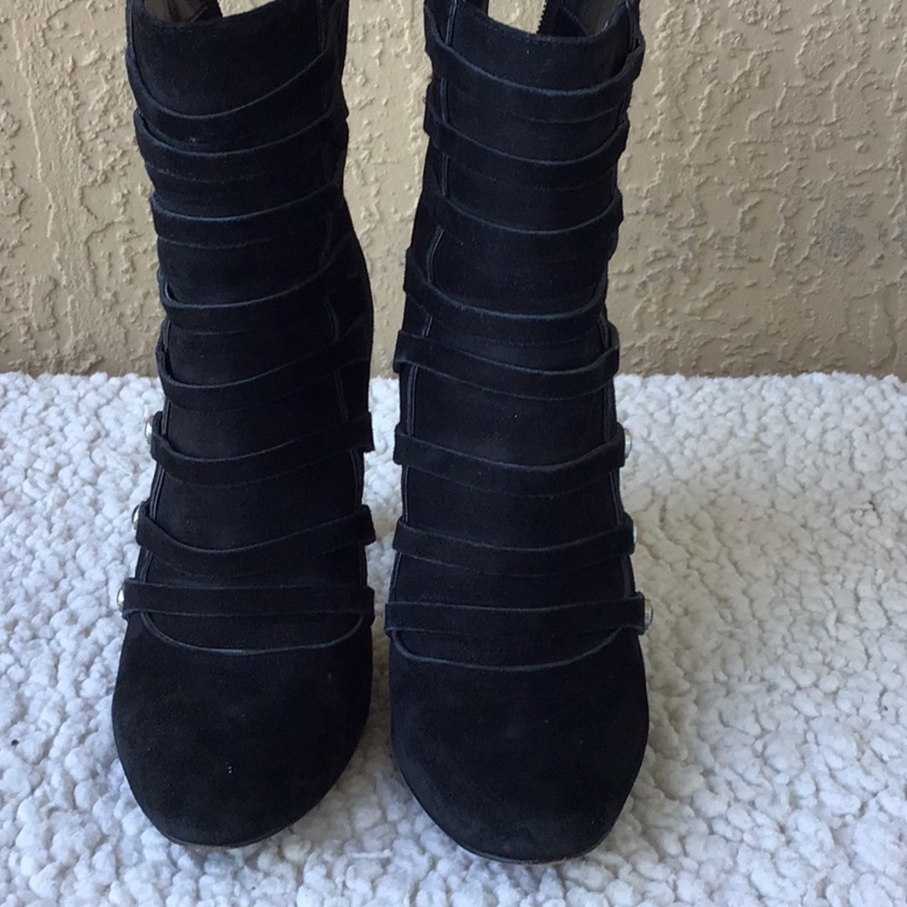 Elegant Black Women's Ankle Boots - Picture 6 of 7